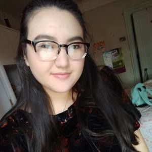 Meet your Posher, Cecelia